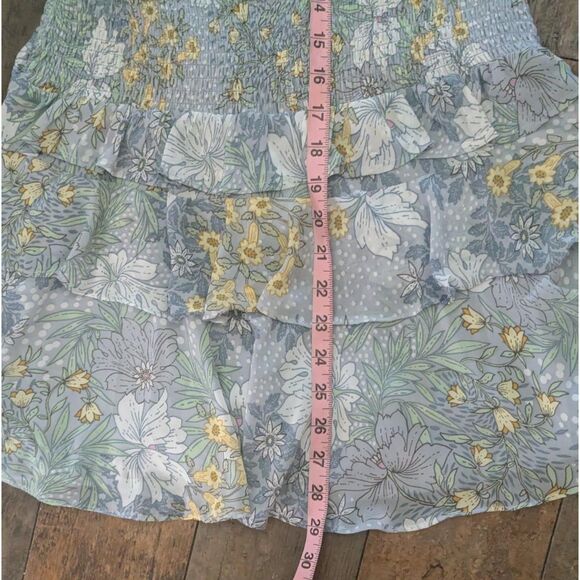 ASTR the Label Marietta Blue Multi Floral Cutout Tiered Mini Dress Size M - Picture 9 of 9